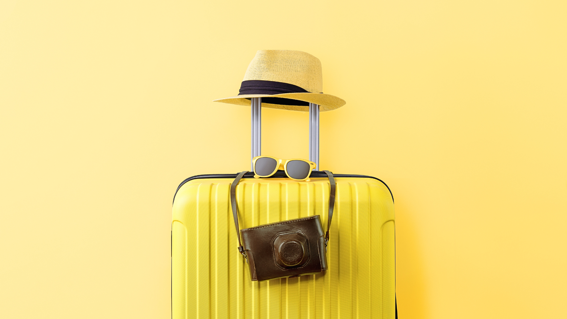 Exploring the World: 17 Essential Items for Your Suitcase
