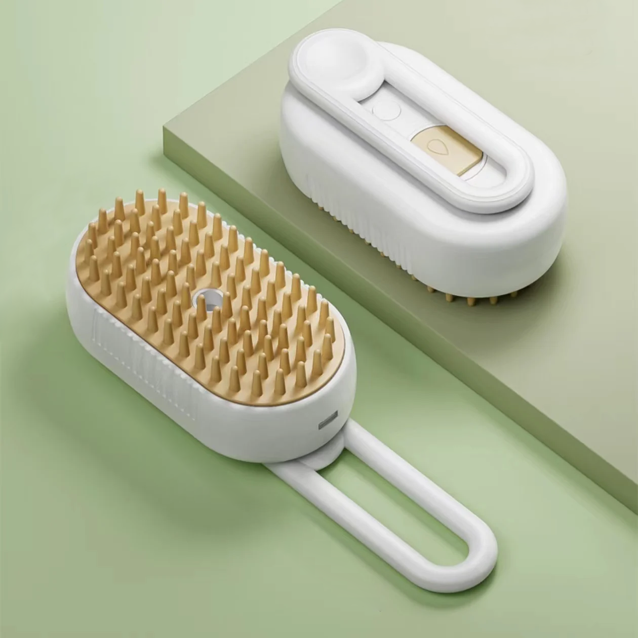 Cleango™ Pet Spray Anti-Flying Massage Brush